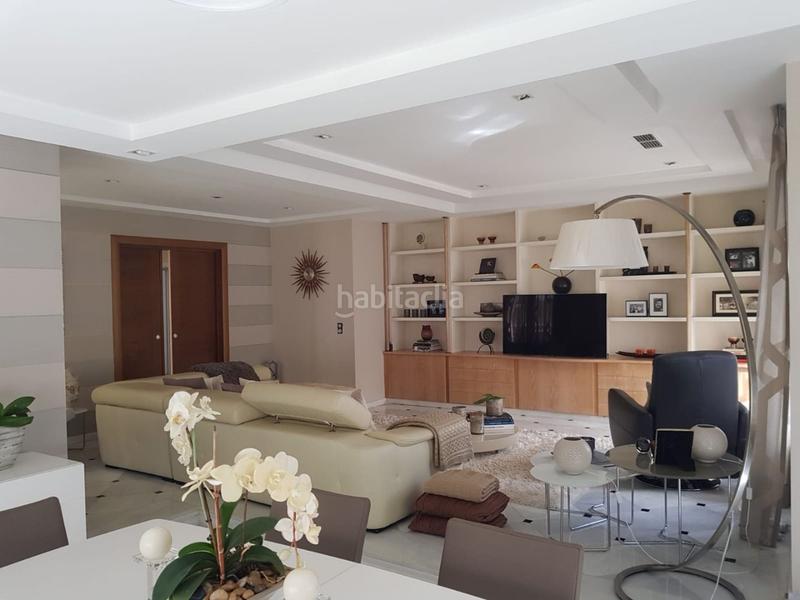 Foto 6e4857f8-6b57-4723-bd64-a1e9a6b09727. Chalet mit parking pool in Manantiales - Lagar - Cortijo Alhaurín de la Torre