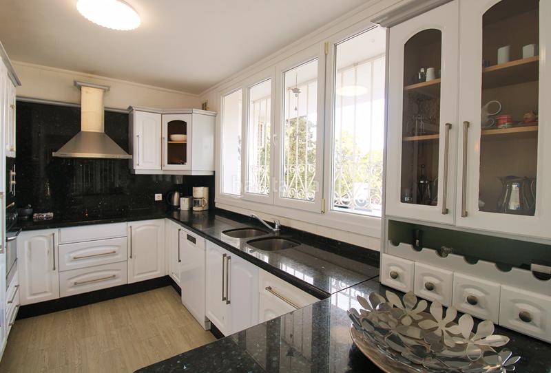 Foto 91ed0961-284d-4043-932b-762813b8bd3c. Xalet amb aparcament piscina a Manantiales - Lagar - Cortijo Alhaurín de la Torre