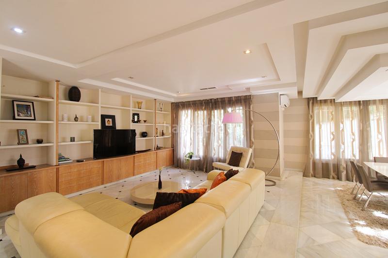 Foto ed57b2d2-ad40-4dfb-bfb1-b39bd43f8587. Xalet amb aparcament piscina a Manantiales - Lagar - Cortijo Alhaurín de la Torre