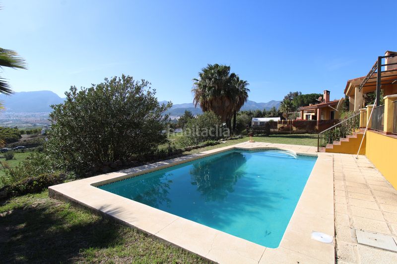 Foto a7b70f72-94d9-45f0-afda-e471baadf274. Xalet amb xemeneia calefacció piscina a El Romeral-Peñón de Zapata Alhaurín de la Torre