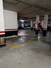 Aparcament cotxe a Residencial Jardín Botánico