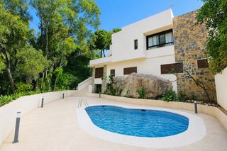 Location Chalet à Cerrado de Calderón - Hacienda Paredes. Villa reformada con piscina en ladera en el cerrado de calderón