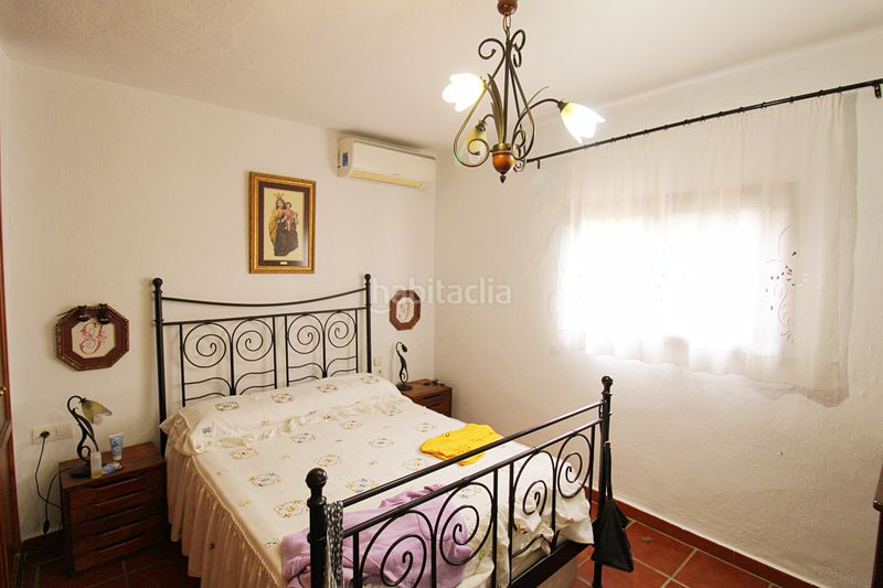 Foto 0a13976d-2738-46e4-840f-bdb18e397c4d. Masia amb xemeneia calefacció aparcament a Alquería-Torrealquería Alhaurín de la Torre