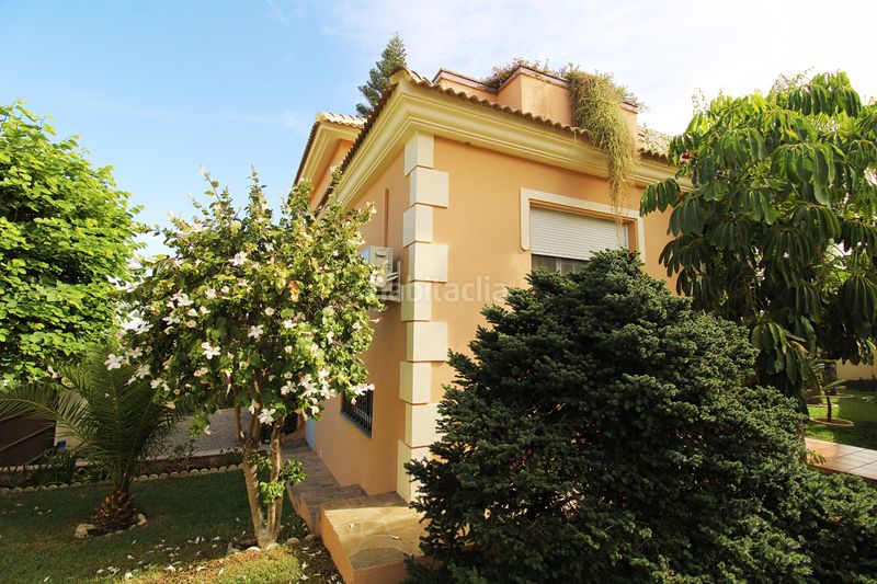 Foto d950e16d-a2e3-4be0-b92c-94d04aa433c4. Xalet amb xemeneia calefacció a Jardines de Alhaurín-Huerta Alta-Fuensanguínea Alhaurín de la Torre