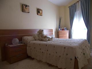 Apartament a Centro. Apartamento en el centro de alhaurín de la torre.