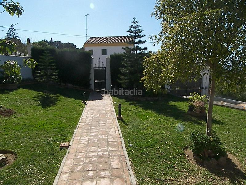 Foto 2b7ef660-2b4d-49a9-920a-c9870357e5f0. Chalet mit parking in Manantiales - Lagar - Cortijo Alhaurín de la Torre