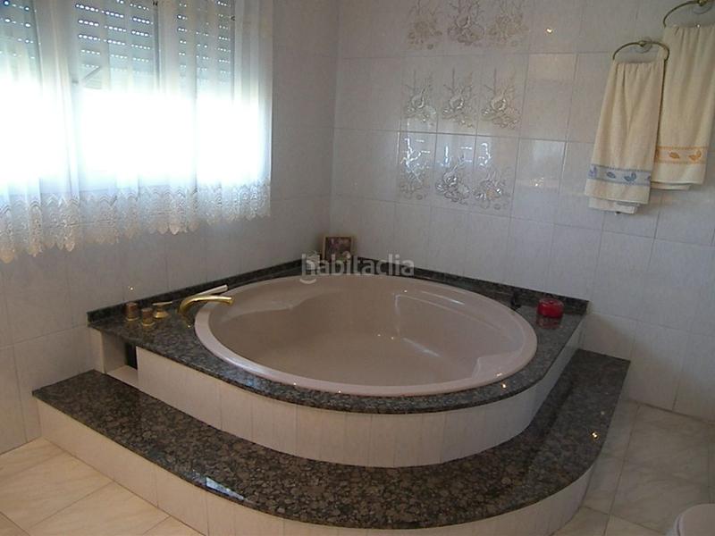 Foto 5ee69710-7177-42e8-aab7-5ec4de051cf0. Chalet mit parking in Manantiales - Lagar - Cortijo Alhaurín de la Torre