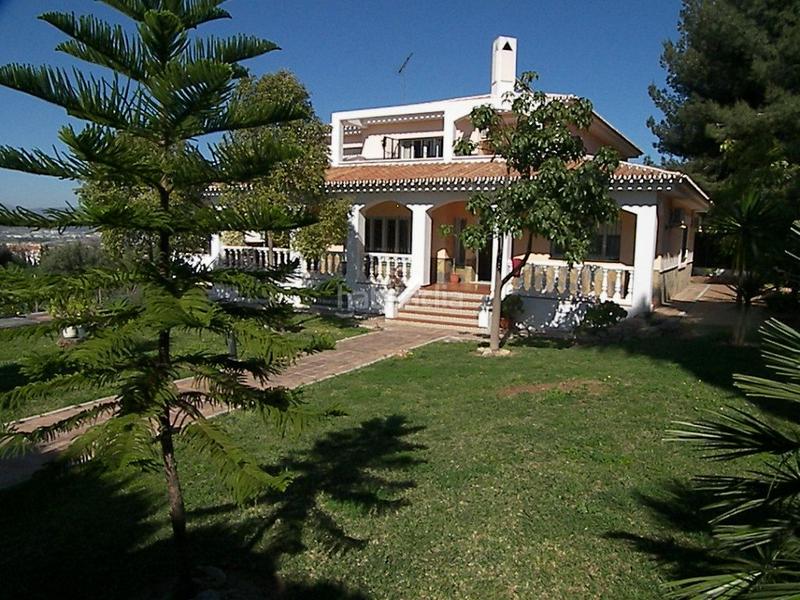 Foto 5f159497-94f7-47d1-9119-a99db62e2a4b. Chalet mit parking in Manantiales - Lagar - Cortijo Alhaurín de la Torre