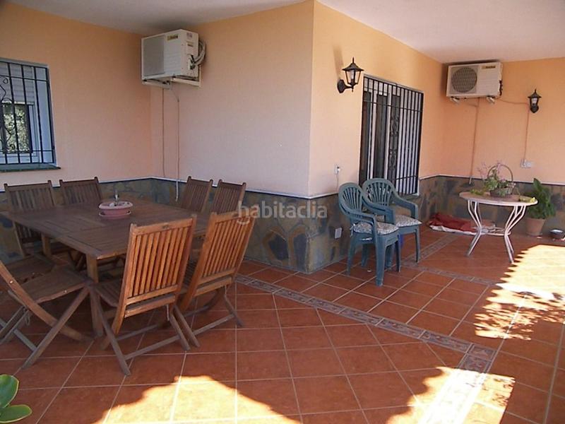 Foto ec1a4885-73f6-4f0d-b910-df300dd5ce73. Chalet mit parking in Manantiales - Lagar - Cortijo Alhaurín de la Torre