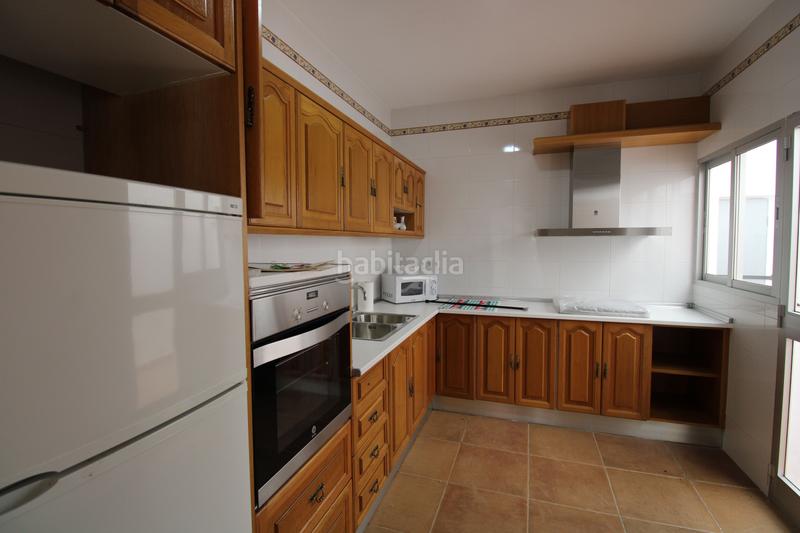 Foto 60a694d4-d229-4b44-8207-9a96eb0323a1. Masia amb aparcament a Coín