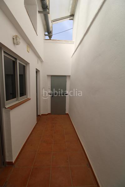 Foto de3a7c54-580d-4895-9697-5b3f82c0c58c. Masia amb aparcament a Coín