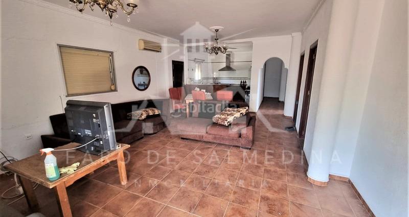 Foto 597490a7-4268-4958-a882-e523f0f03542. Masia amb aparcament a Chipiona norte Chipiona