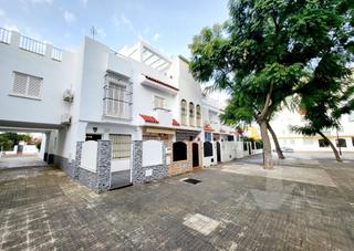 Casa a schiera  Calle gracia montes. Duplex junto a cruz del mar