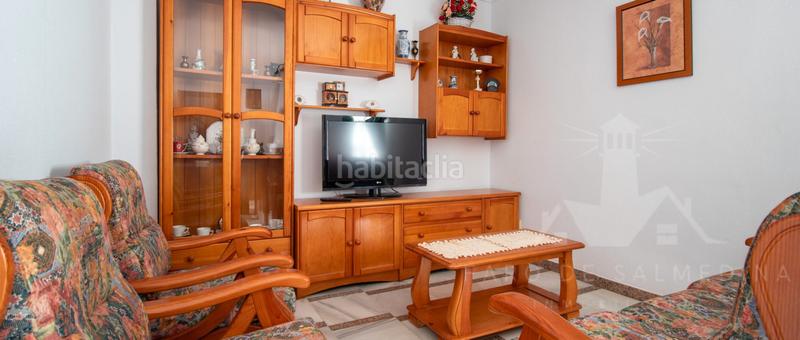 Foto fb802a20-8cf3-4776-9c6b-06c80010fc71. Casa pareada pareado con amplio patio y garaje en Chipiona