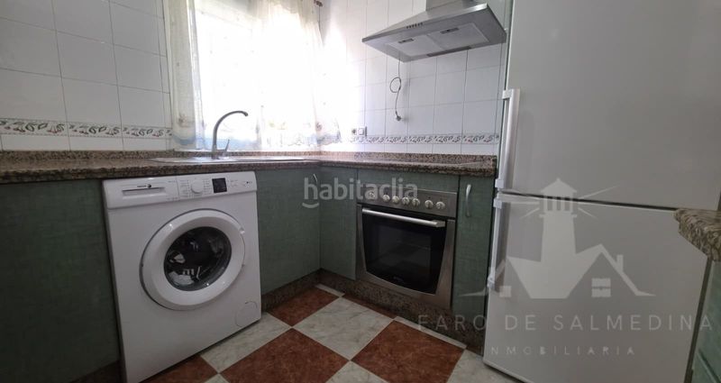 Foto 57989b82-6d6c-45a3-8afd-76a6a3476187. Casa adosada duplex de dos dormitorios en Avenida de Rota Chipiona
