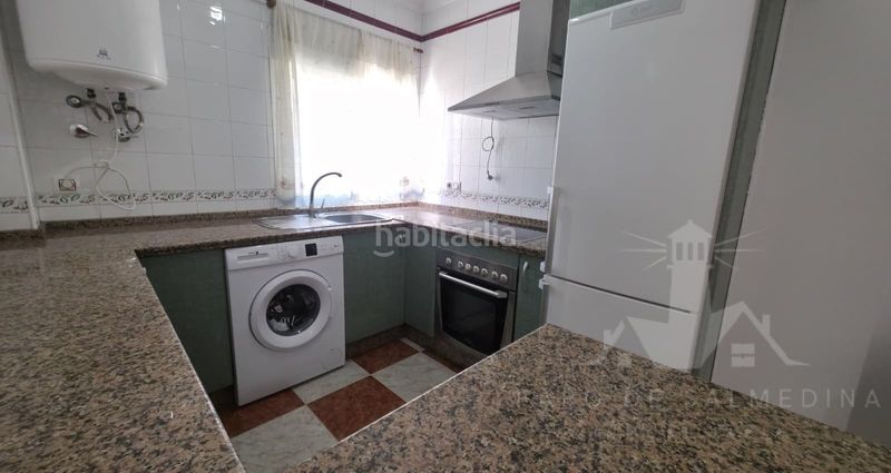 Foto bca2bb38-faf6-4abc-bf4e-e925ae01953f. Casa adosada duplex de dos dormitorios en Avenida de Rota Chipiona