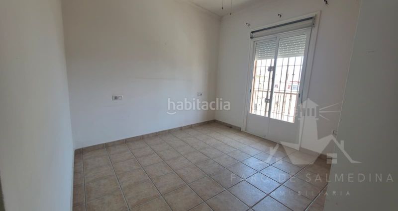 Foto e1c5a1da-6113-427c-b482-06b4fb0c36f0. Casa adossada a Avenida de Rota Chipiona