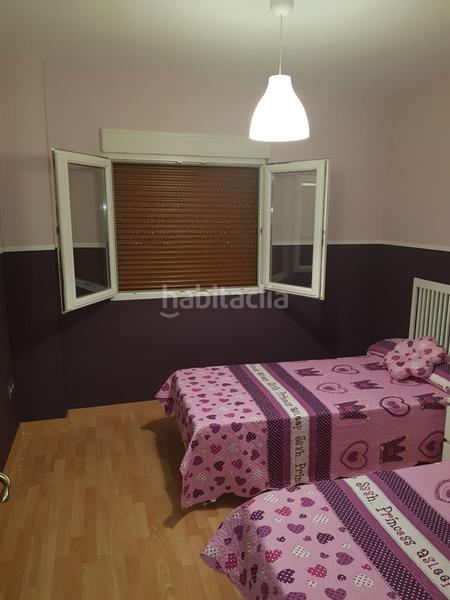Foto bbef903d-3869-48d4-8f6f-bdb8c8520948. Piso  en avenida san sebastian, en Los Castillejos - La Trinidad Málaga