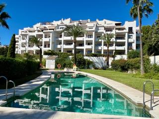 Attique  Gran bretaa. Elegante tico con vistas panormicas en mijas golf