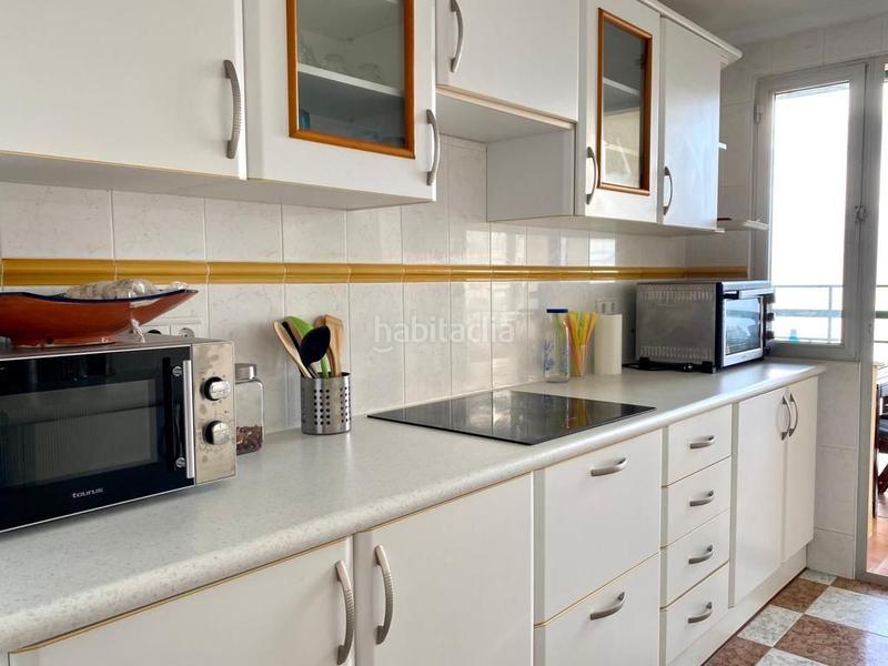 Foto 1192fdbb-a3f9-455d-b5f7-781e679edec4. Rent flat in Las Gaviotas - Carvajal Fuengirola