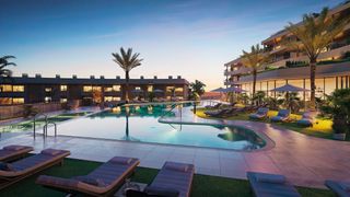 Pis en Torreblanca del Sol. Evoque residence residencial con vistas al mar
