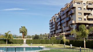 Rent Flat  Calle poetisa alfonsina domínguez. Longterm rental penthouse in teatinos