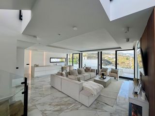 Xalet a La Cala Golf - Lagar Martell. Villa de lujo, con estilo moderno y contemporáneo en la cala gol
