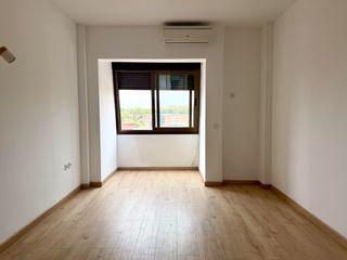 Lloguer Pis  San francisco. Estudio reformado con trastero junto al ayuntamiento de torremol