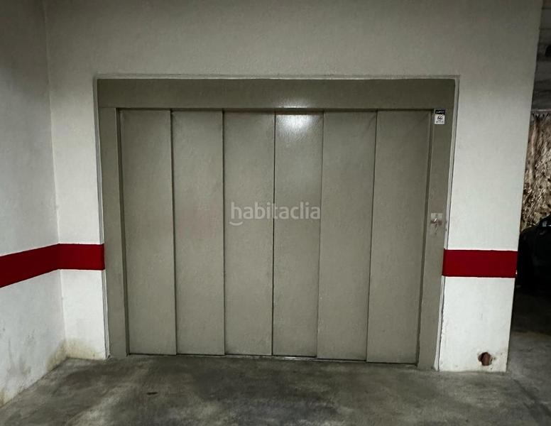 Foto bdaa5bde-8755-4ad2-873f-de6bf7e66851. Parking coche plaza de parking en Centro ciudad Fuengirola