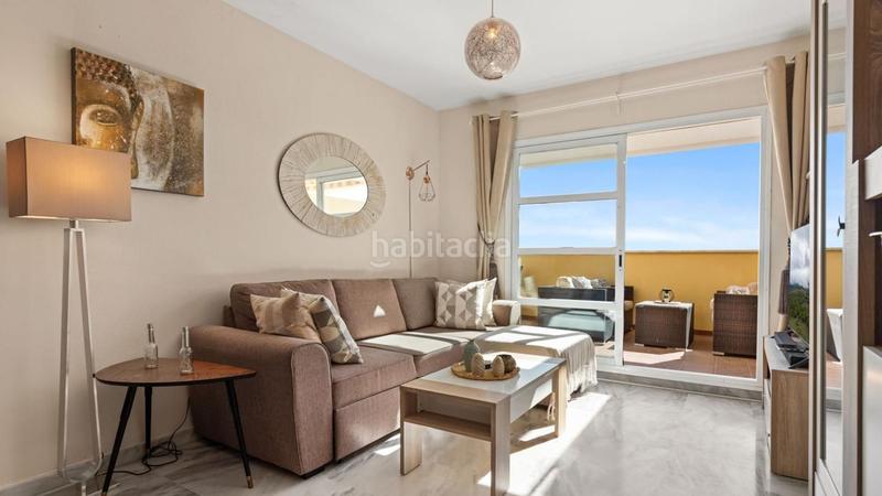 Foto 6c32763f-9b3e-43a2-b16d-52ecfcd37609. Appartamento in Montemar Torremolinos