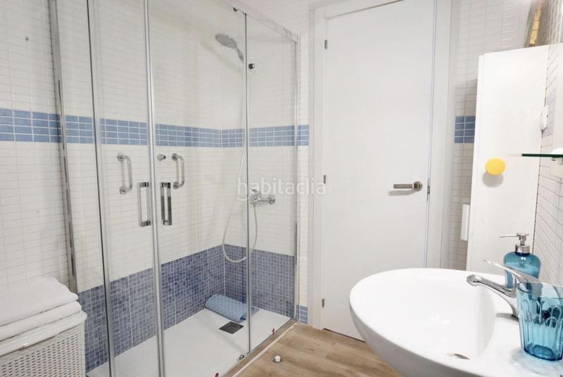 Foto 0a7bf602-3ea9-4c98-b5bd-fc0b2b5a4094. Alquiler piso alquiler larga temporada en Puerto Deportivo Fuengirola
