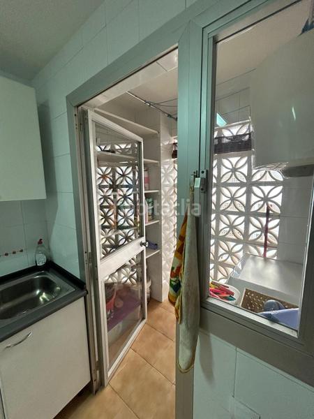 Foto a4c2d30b-83ea-4a34-b23c-e1f01bc34ad2. Alquiler piso gran oportunidad de playa y tranquilidad en Fuengirola