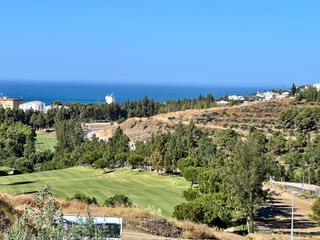 Terreno residenziale in Camino del chaparral. Terrenos urbanos con vistas al golf en mijas costa
