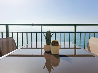 Rent Flat  Paseo marítimo rey de españa. Tuhome sea side