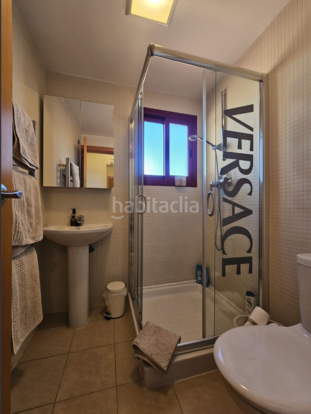 Foto e4272378-fd65-4e1b-9268-a37c1db56c96. Ático fantástico ático con gran terraza en la cala en Mijas