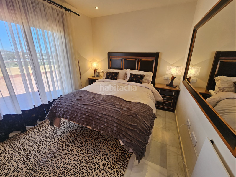 Foto f5ce3748-586c-4e15-a207-611ef023660e. Ático fantástico ático con gran terraza en la cala en Mijas