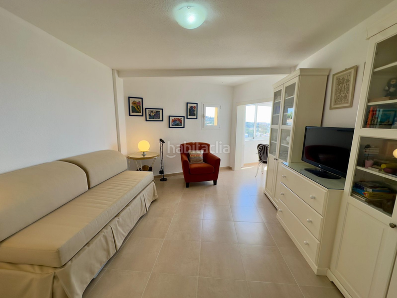 Foto 7bdda95f-a9dd-43d0-a4df-5bf4b13c0cbd. Estudio bonito estudio con vistas al mar en la cala en Mijas