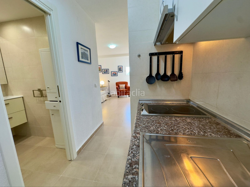 Foto f8da9eb1-aeec-4d57-9327-045b92aad5a1. Estudio bonito estudio con vistas al mar en la cala en Mijas