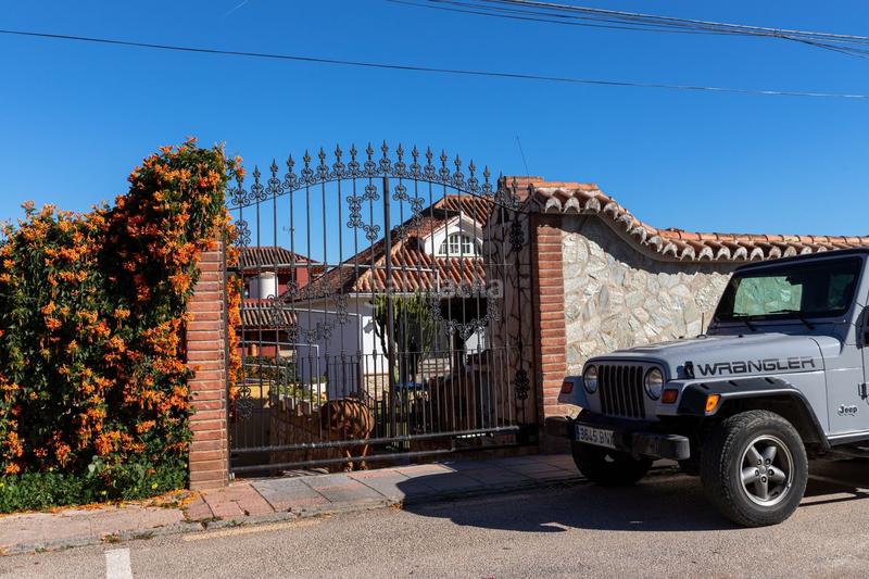 Foto faf23bed-2517-4185-aa6c-50dc2fc509d2. Casa amb piscina a campo de Mijas Mijas