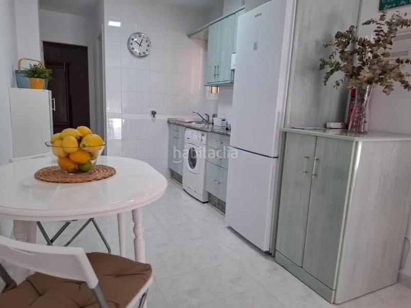 Foto 564d8be4-8f59-4f7d-bfa1-408ca5d8d860. Alquiler piso excelente ubicación céntrico y playa en Fuengirola