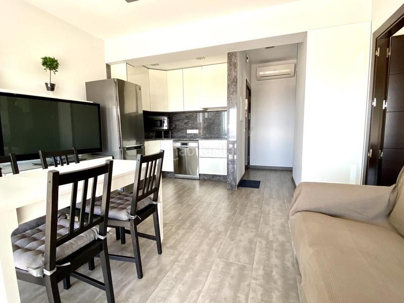 Foto 772941d3-5885-40fb-8fd0-544cf41795cf. Affitto appartamento in Las Gaviotas - Carvajal Fuengirola