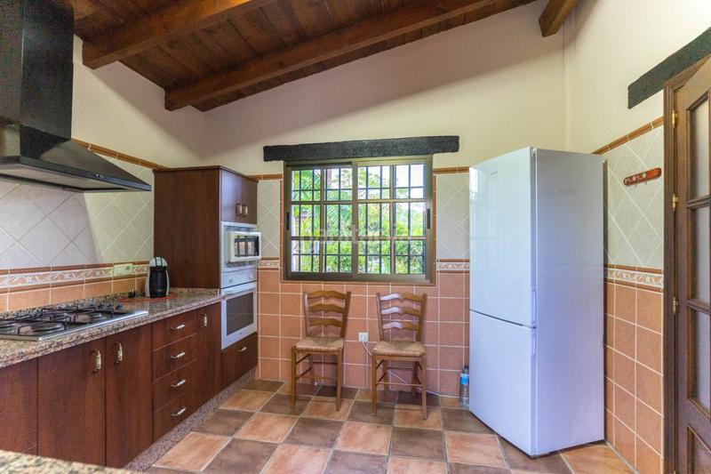 Foto 1d8723fc-a1bc-41ae-8b36-d6c92f273278. Chalet 2 chalet independientes con piscina en Centro Alhaurín el Grande