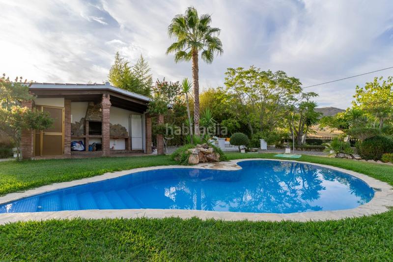Foto e03b4ad1-5fd7-4686-a10e-394046fde812. Chalet 2 chalet independientes con piscina en Centro Alhaurín el Grande