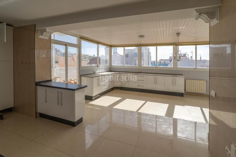 Foto e2ed7802-5214-469e-b9ba-d70319d2fff7. Miete dachwohnung mit heizung in Puerto Deportivo Fuengirola