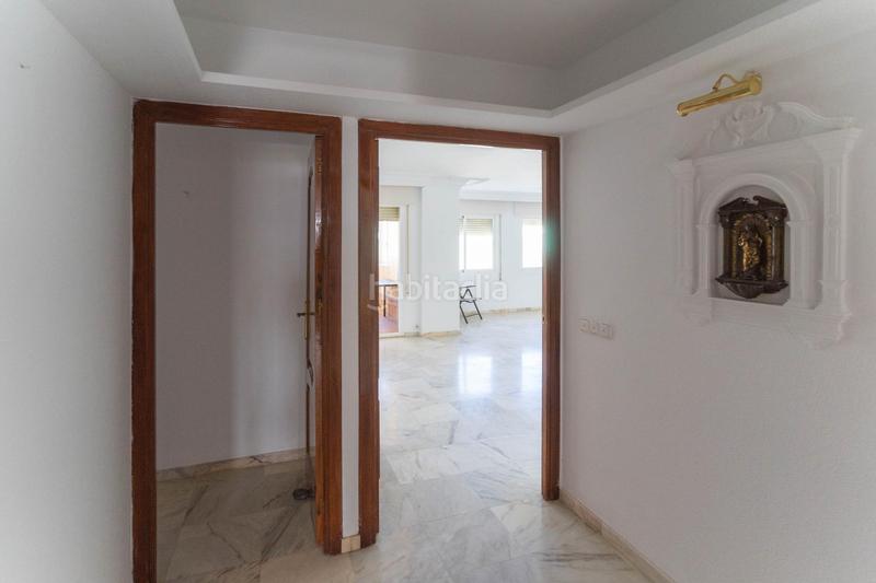 Foto 6e5bf255-cb4c-4243-807c-6c10e0fbff58. Rent penthouse with heating in Puerto Deportivo Fuengirola