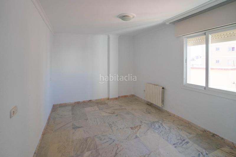 Foto 7e4834af-c334-4b17-9677-5f1a0ed791d3. Rent penthouse with heating in Puerto Deportivo Fuengirola