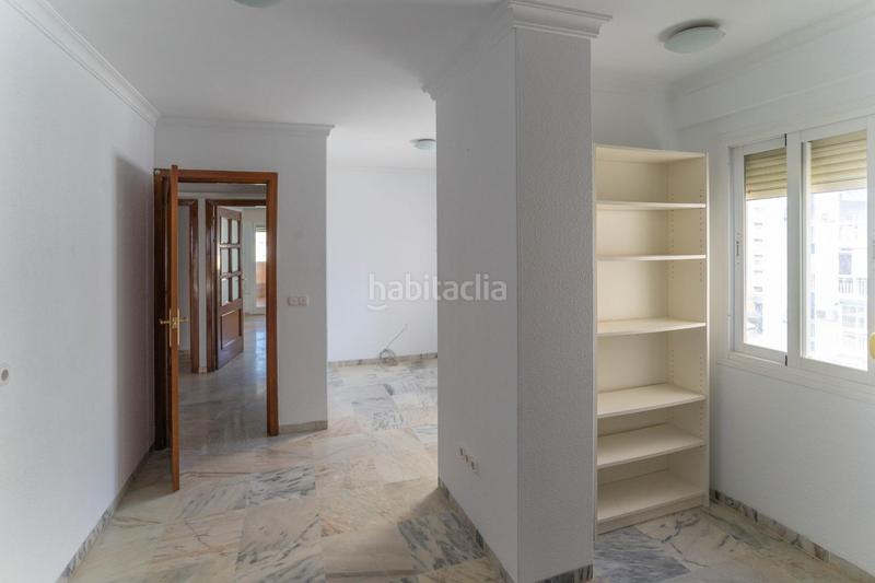 Foto e06c3c62-08cc-4f83-8462-e1a7e822f864. Rent penthouse with heating in Puerto Deportivo Fuengirola