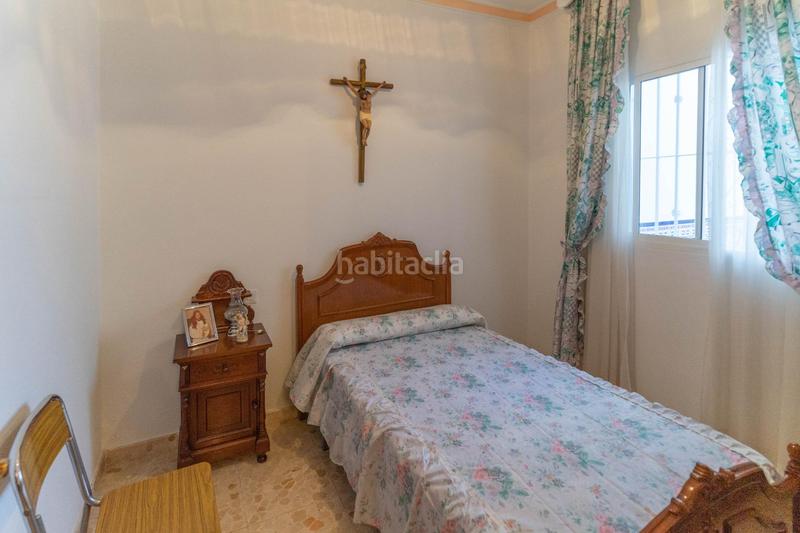 Foto b4431de3-9c08-4b12-8f89-6eab4a9e4ac4. Casa adossada a Centro Alhaurín el Grande