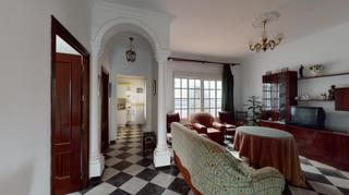 Casa adossada en Coripe. Adadoso a dos calles con garaje