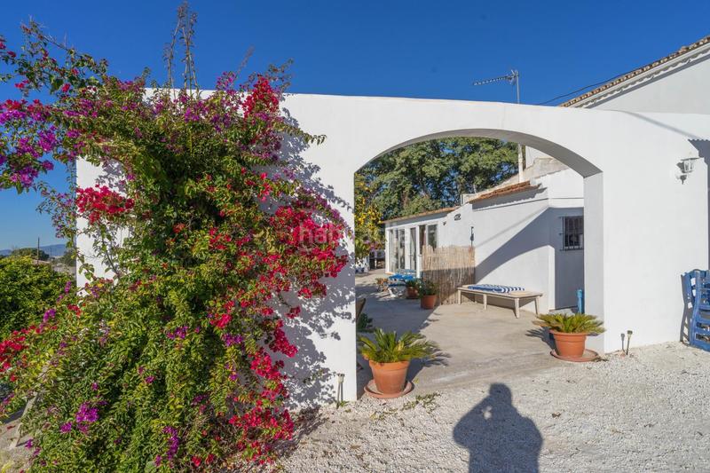 Foto 1eacdeb9-1a30-4871-941d-574c72a1745e. Chalet with parking in Centro Alhaurín el Grande